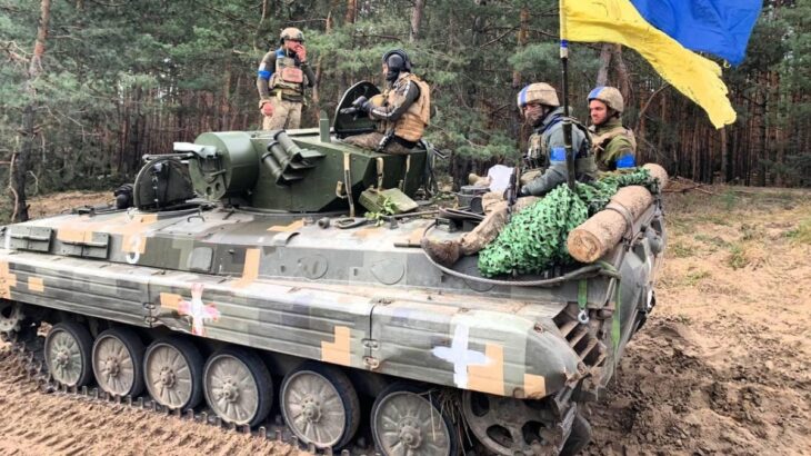 Ukrajinští vojáci na BMP-1
