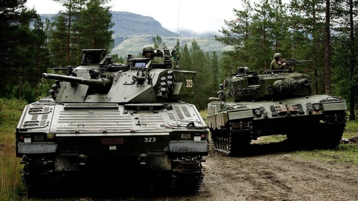 CV90 a Leopard 2A4
