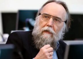 Alexandr Dugin, Putinův ideolog