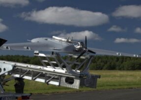 Dron FlyFocus Striker