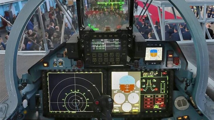 Kokpit Su-35