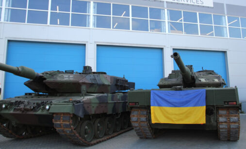 Leopard 2 a Stridsvagn 122