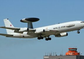 Letadlo NATO AEW&C E-3A