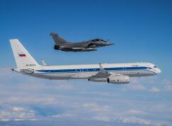 Rafale a Tupolev Tu-214PU