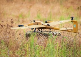 Ukrajinský dron Vector s únikovým modulem