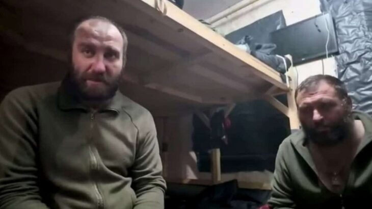 Ukrajinští vojáci ze 44. brigády, velitel a seržant