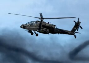 AH-64 Apache