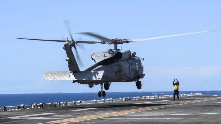 Americký vrtulník MH60R Seahawk