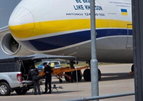 An-124 Ruslan v Lipsku