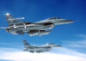 Dvě F-16C amerického letectva