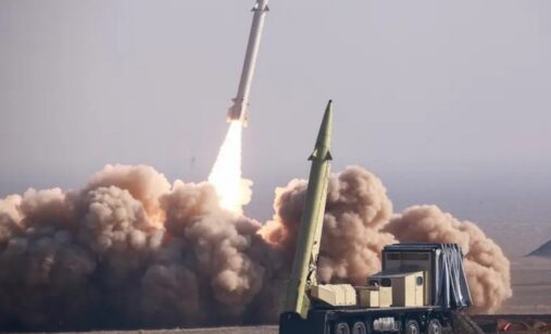 Odpal íránské balistické rakety Fateh-110