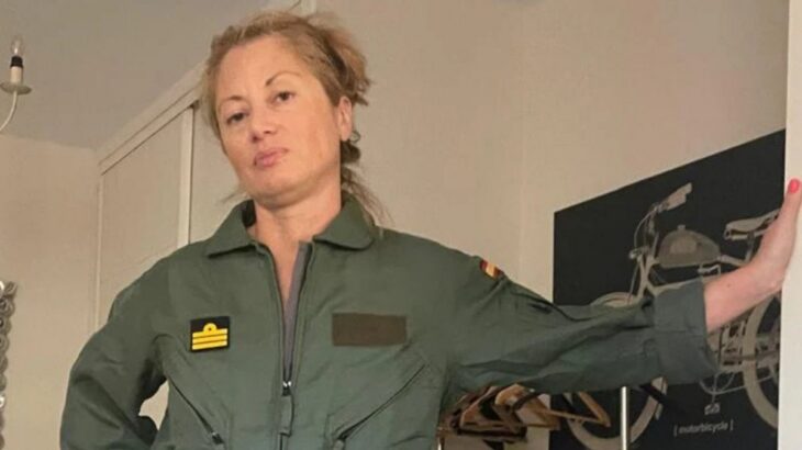 Janina White, partnerka španělského námořního důstojníka