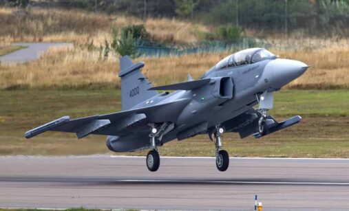 Jas 39 Gripen F