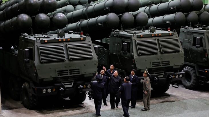 Kim Čong-un u KN-25