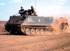 M113