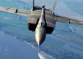 MiG-25