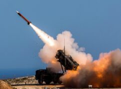 MIM-104 Patriot odpaluje střelu GEM-T