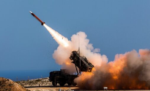 MIM-104 Patriot odpaluje střelu GEM-T