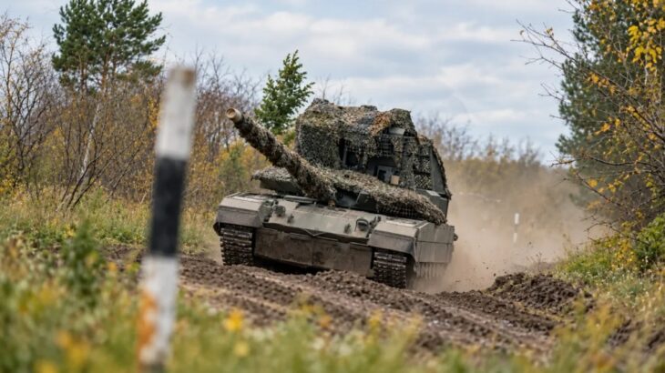 Německá houfnice PzH 2000 na Ukrajině