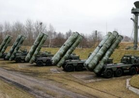 Odpalovače S-400 ruské armády