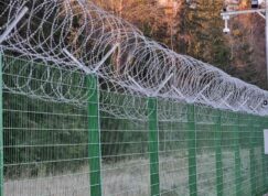 Plot na hranici Ruska a Finska