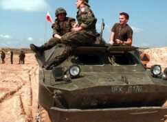 Polští vojáci na BRDM-2
