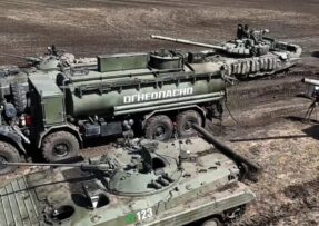 Ruská kolona s tankem, BMP a cisternou