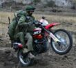 Rusové na motorce