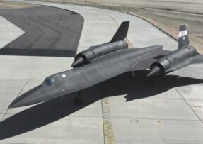 SR-71 Blackbird