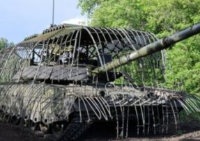 Upravený T-80