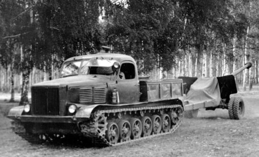 Tahač AT-L