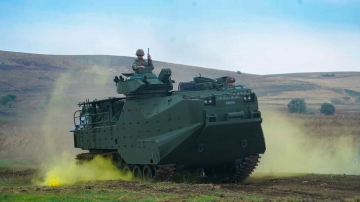 AAV-7