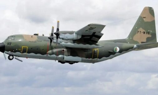 Alžírský Lockheed C-130H Hercules
