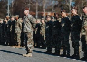 Američtí vojáci ze 173. výsadkové brigády