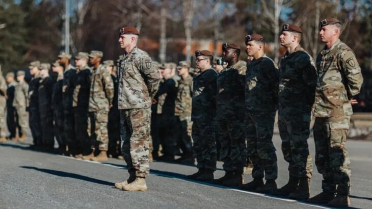 Američtí vojáci ze 173. výsadkové brigády