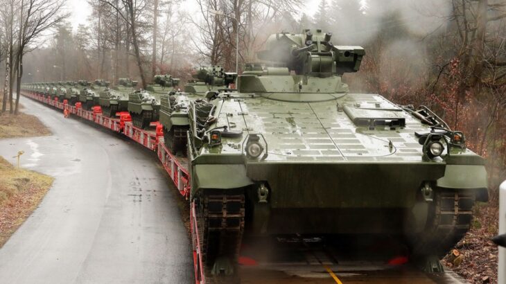 Přeprava bojových vozidel pěchoty Marder na Ukrajinu