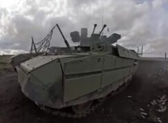 Bezosádkový T-72 s dvojkanonem