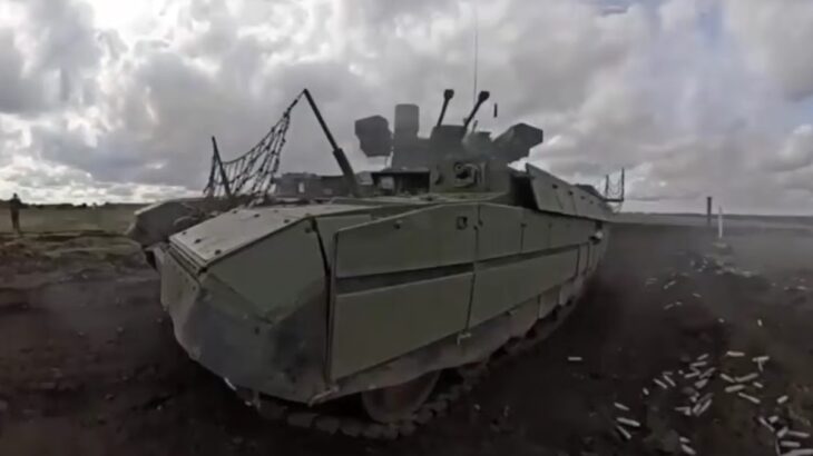 Bezosádkový T-72 s dvojkanonem