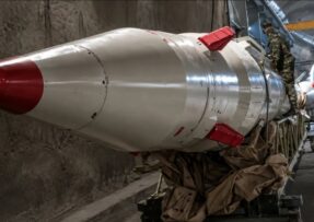 Íránská balistická raketa Emad