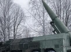 Raketový odpalovač Iskanderu
