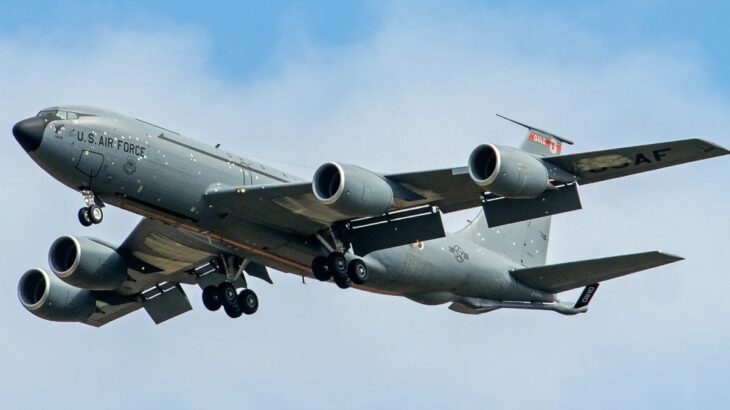 KC-135