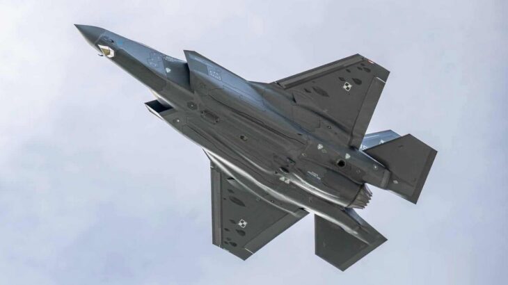 Polská F-35 zespodu
