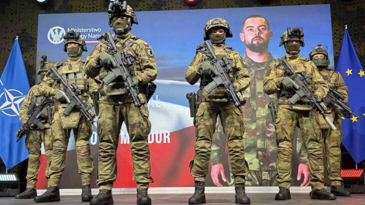 Polské uniformy