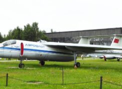 Ruský letoun M-17 Stratosféra