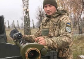 Ukrajinský voják s MANPADS